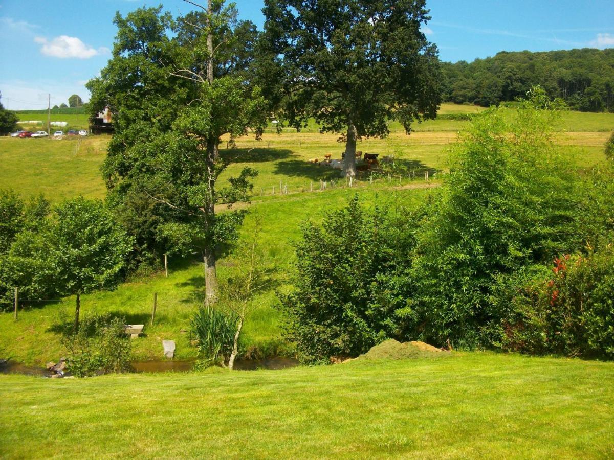 Cosy Chalet With Private Garden In Normandy Isigny-le-Buat ห้อง รูปภาพ